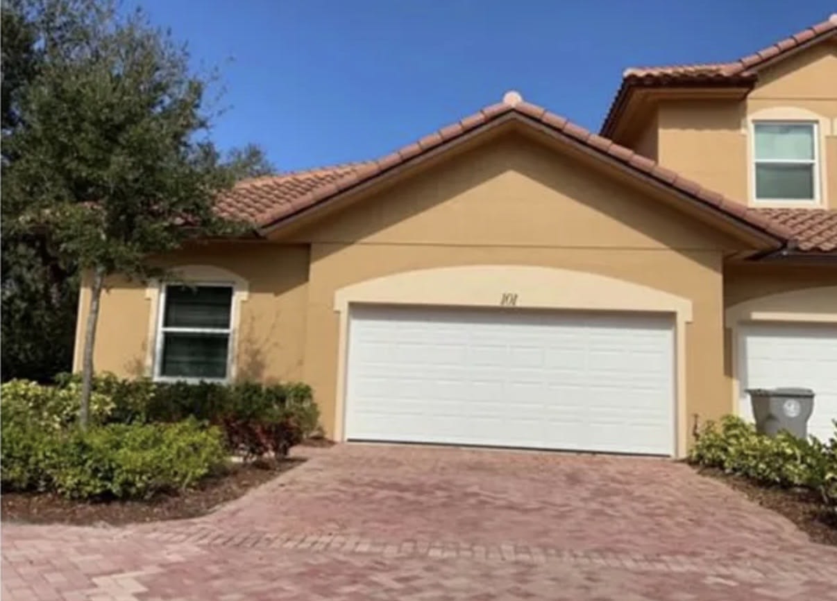 2905 65th Drive – photo 1