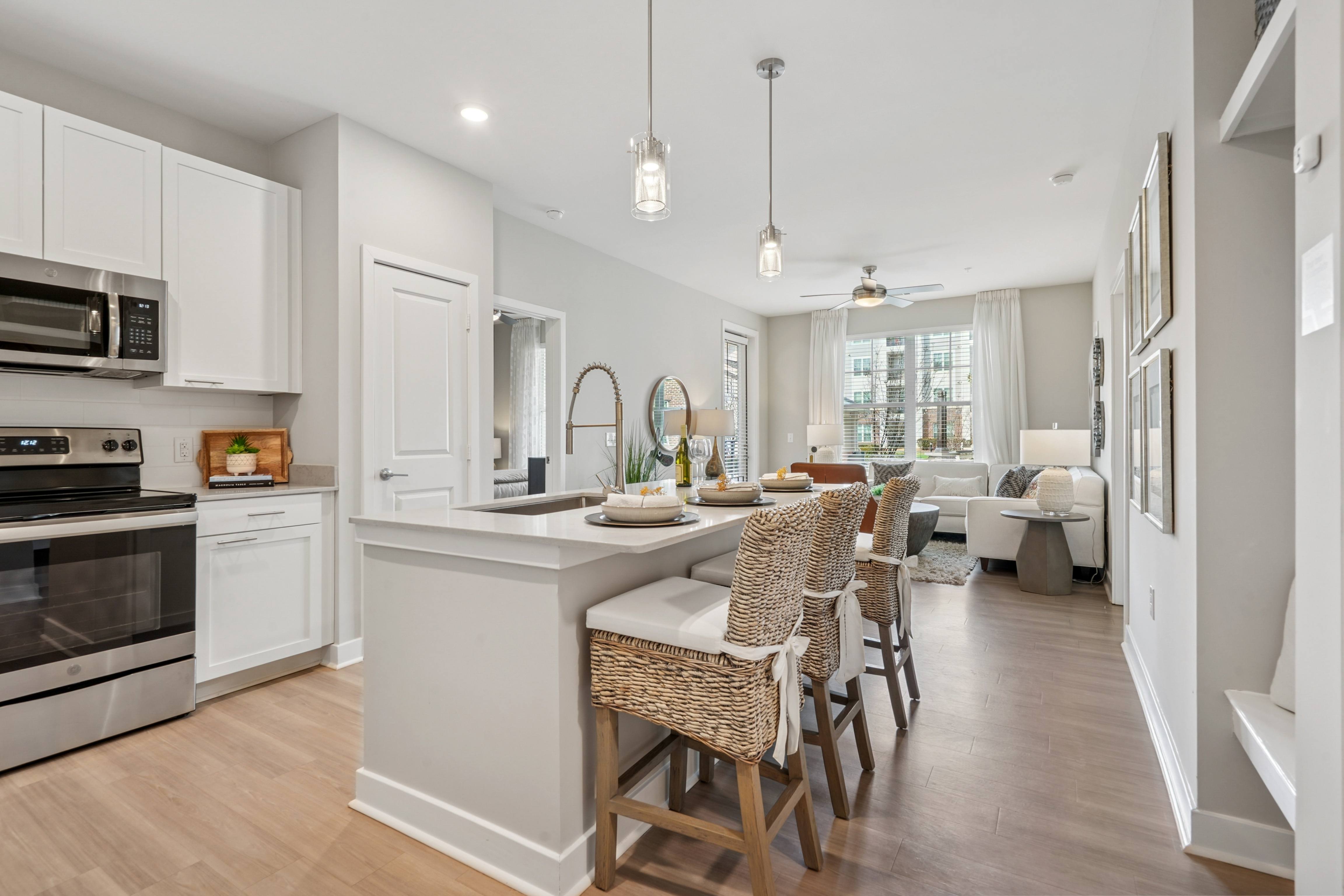 Matthews Square Apartments – photo 1