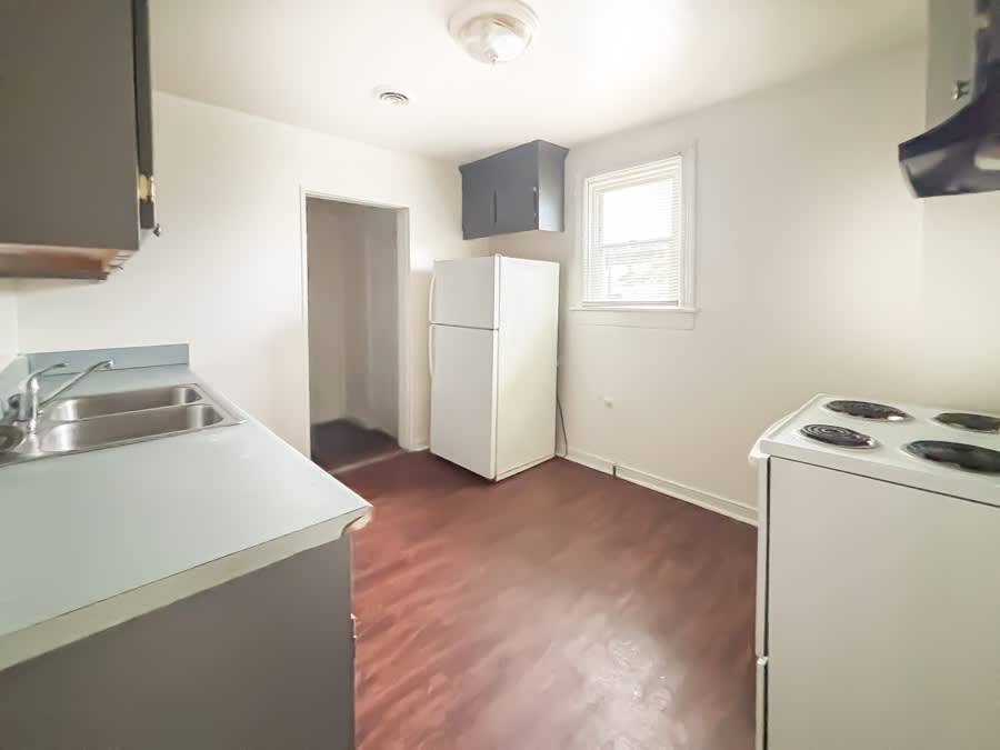 130 Leavenworth St – photo 3