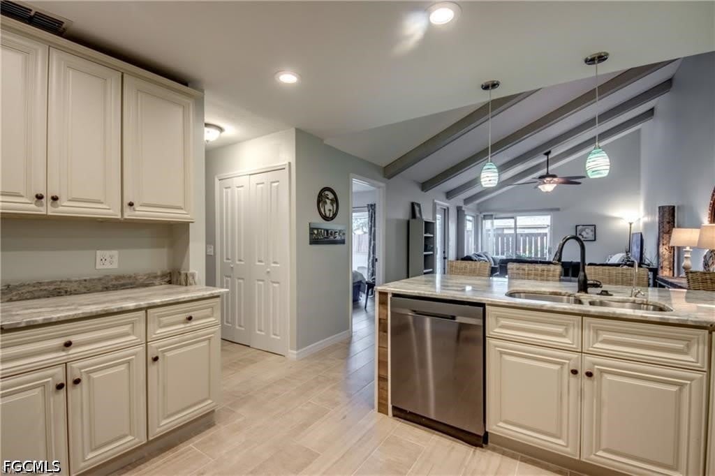 6337 Royal Woods Drive – photo 2