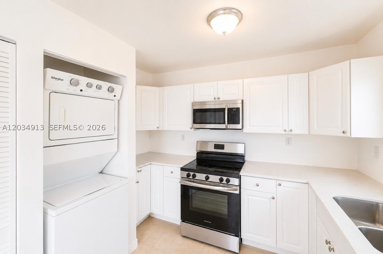10595 SW 171st St – photo 2