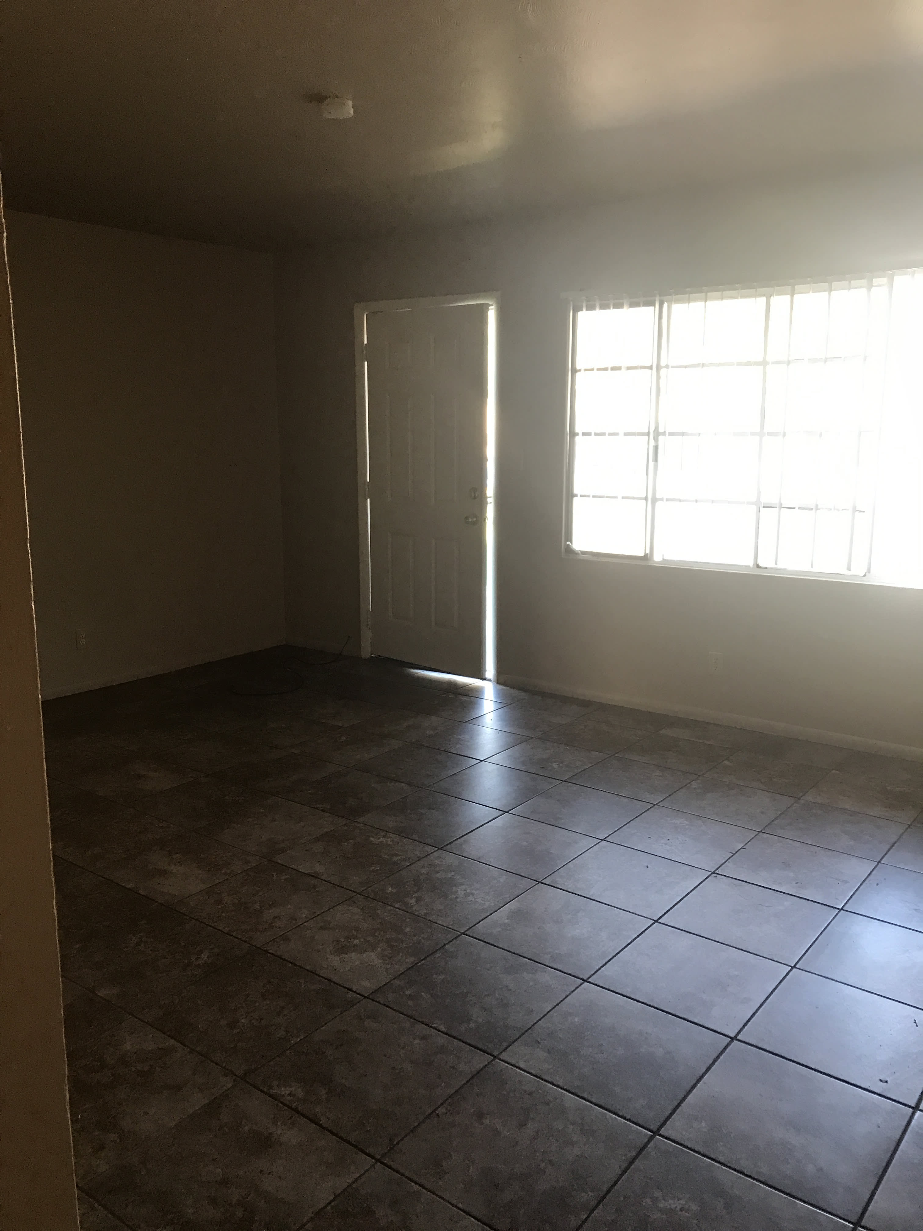 1436 S Kenneth Pl – photo 2