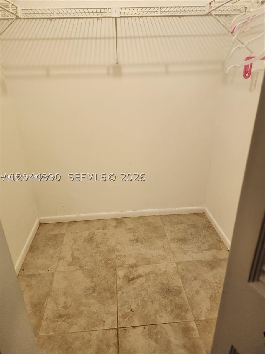 5750 Nw 64Th Ave – photo 4