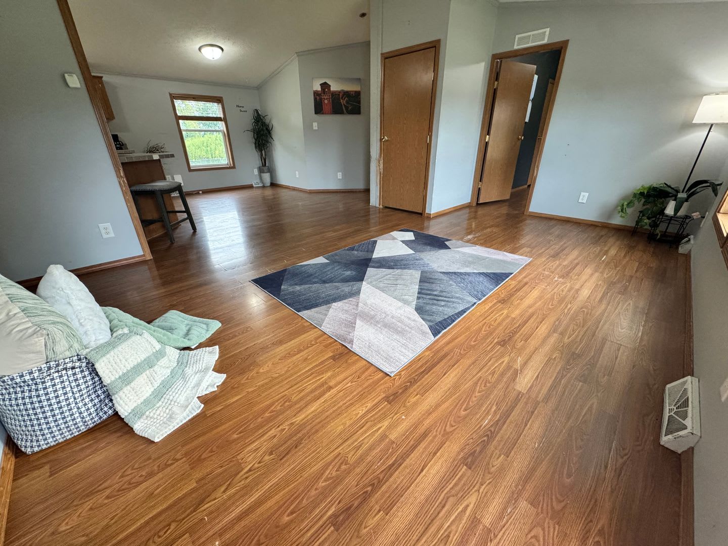 4 Bedroom, 3 Bathroom Home for Rent in Raymond, Ia – photo 4