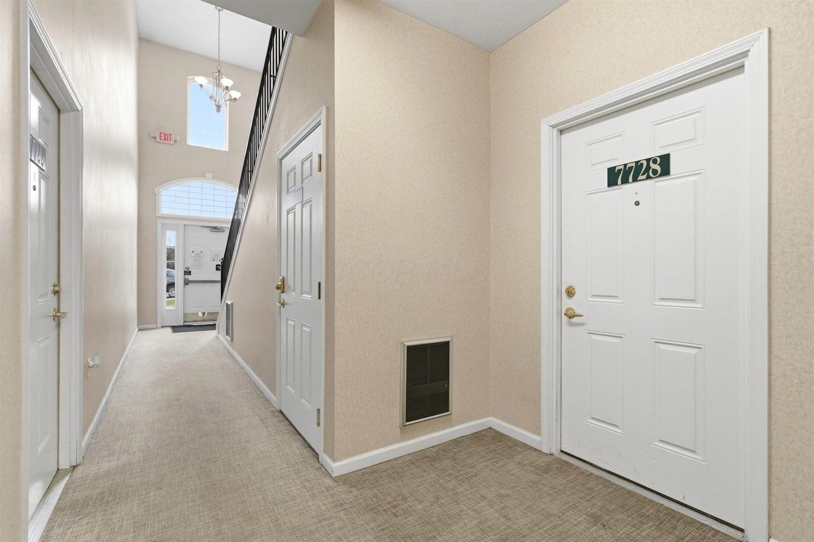 7728 South Essex Gate Drive – photo 3