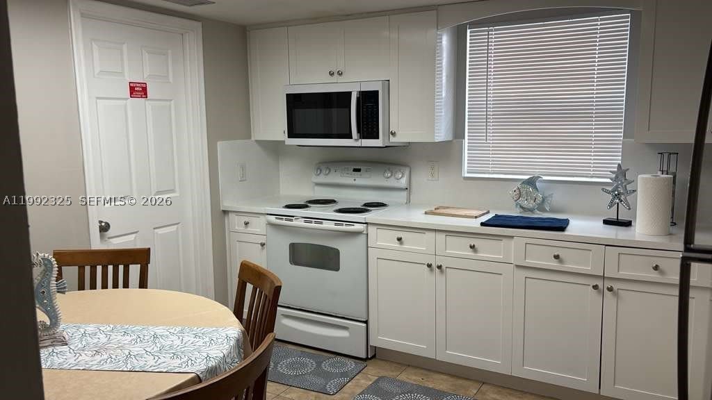 1120 NE 24th Ave – photo 4