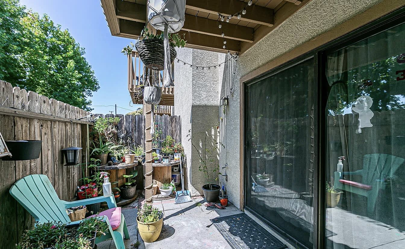 62 Village Circle Drive – photo 3