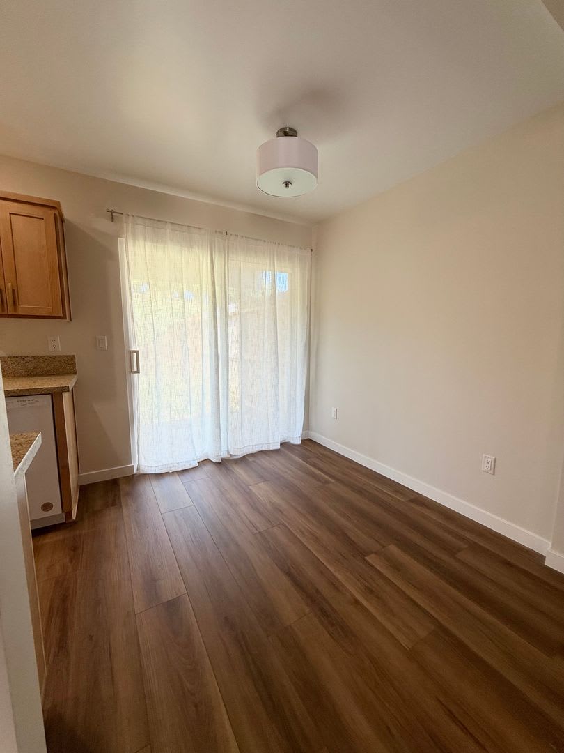2 Bed 1.5 Bath Fully Remodeled Condo AVAILABLE 9/15/2026!! *DO NOT DISTURB TENANTS* – photo 5