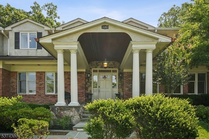 120 Silver Spring Rd – photo 3
