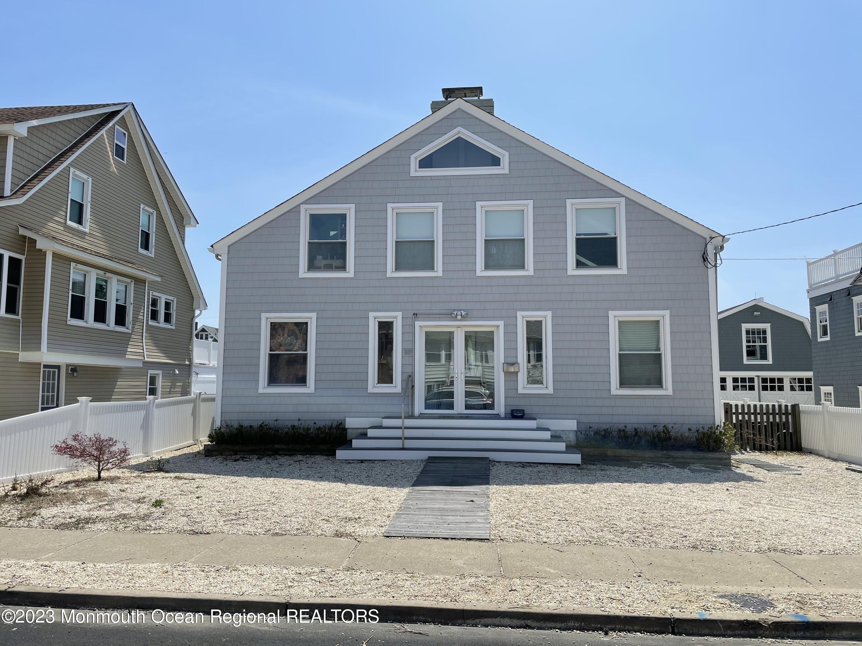17 1St Avenue – photo 1