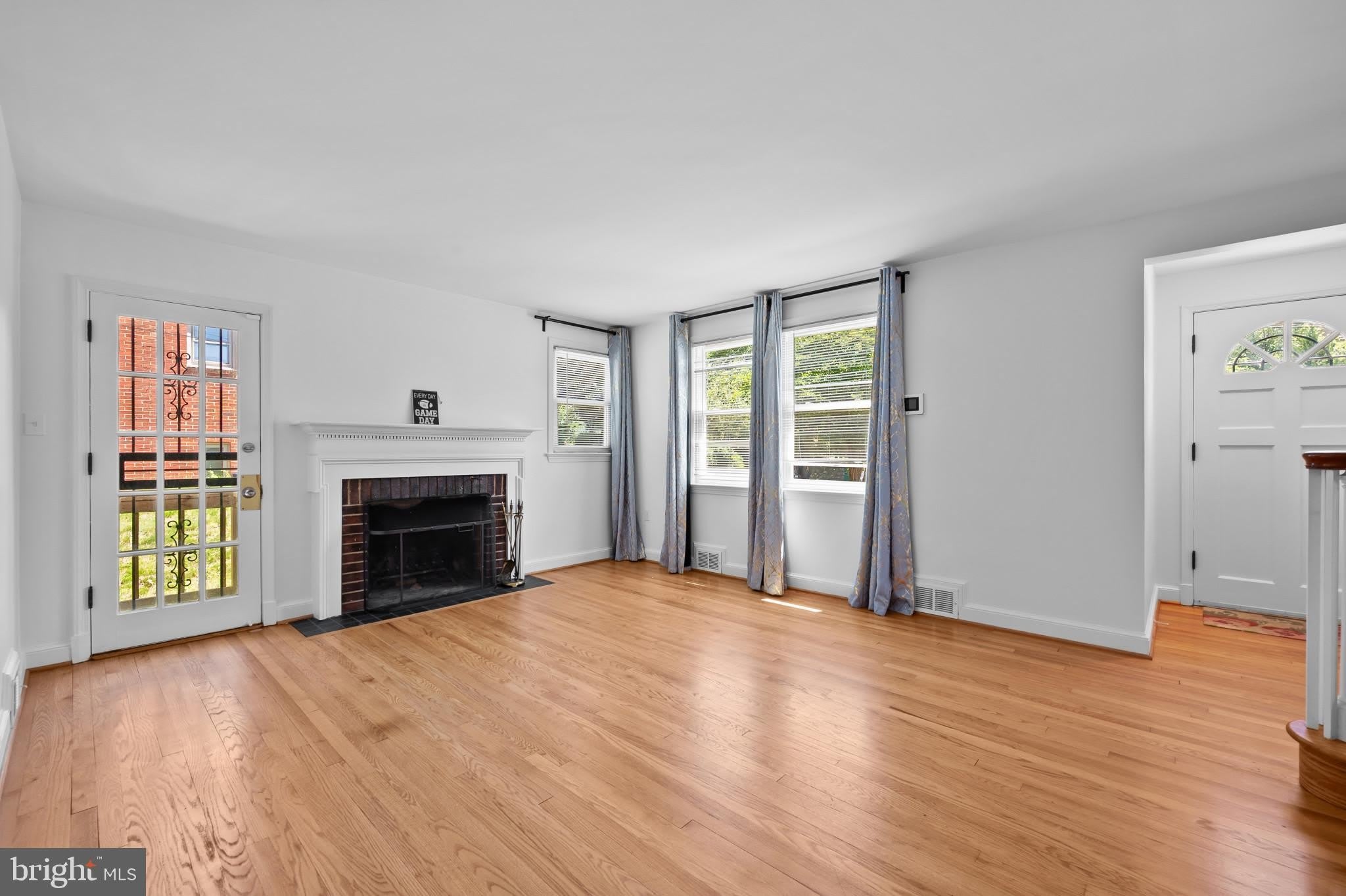 9110 AUTOVILLE Drive – photo 4