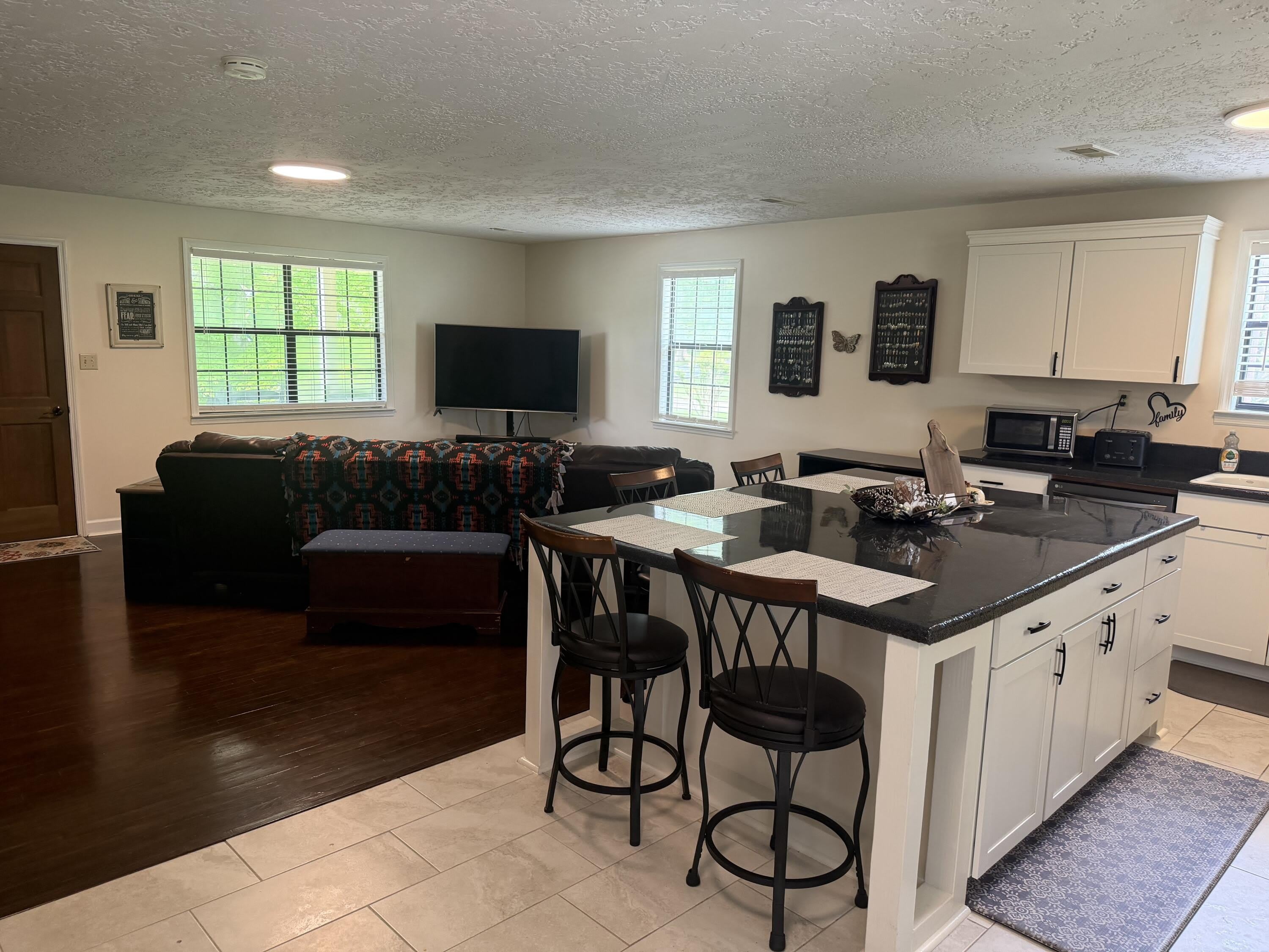 7620 Greenwood Road – photo 5