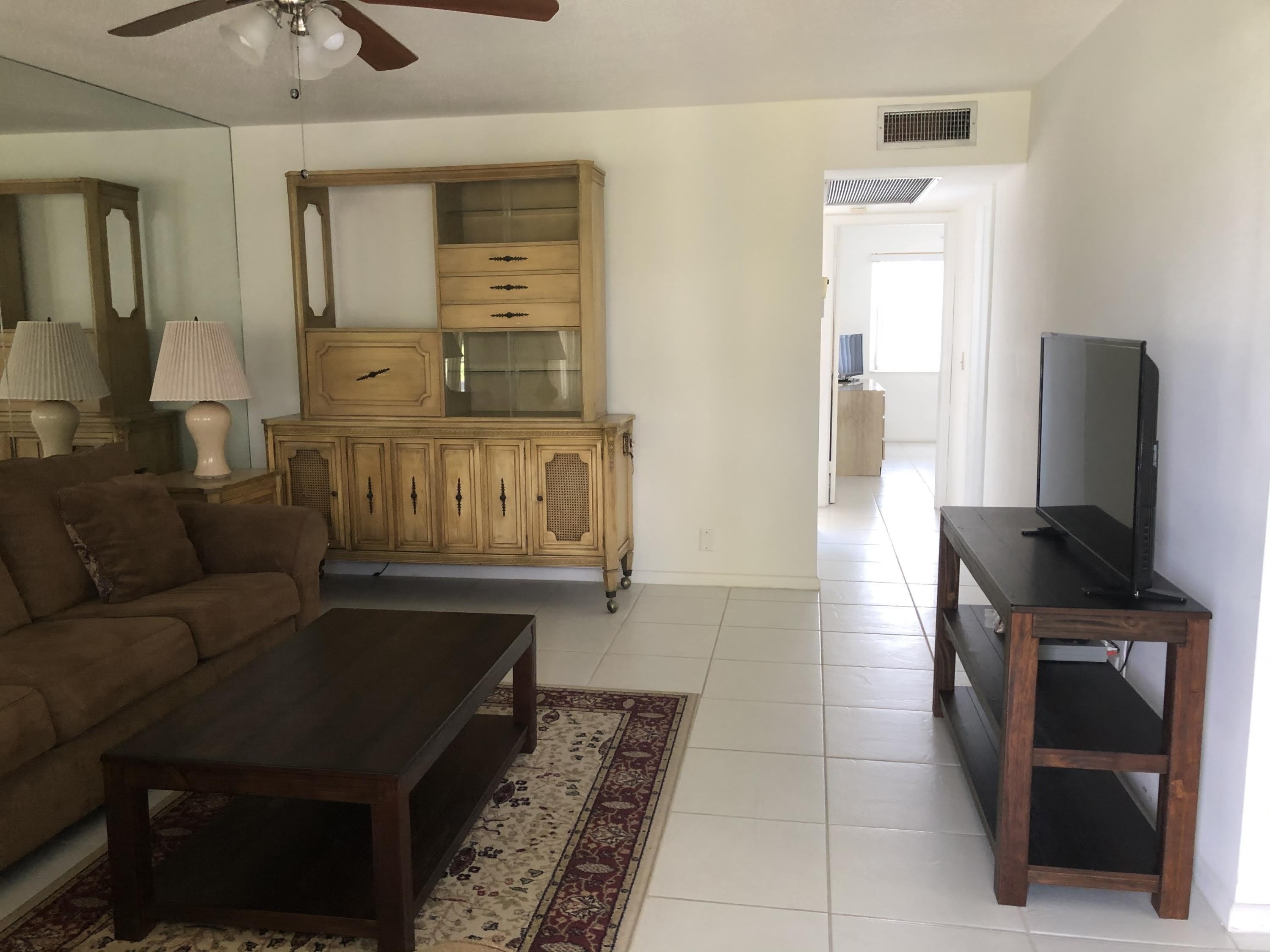 133 Cambridge F – photo 3
