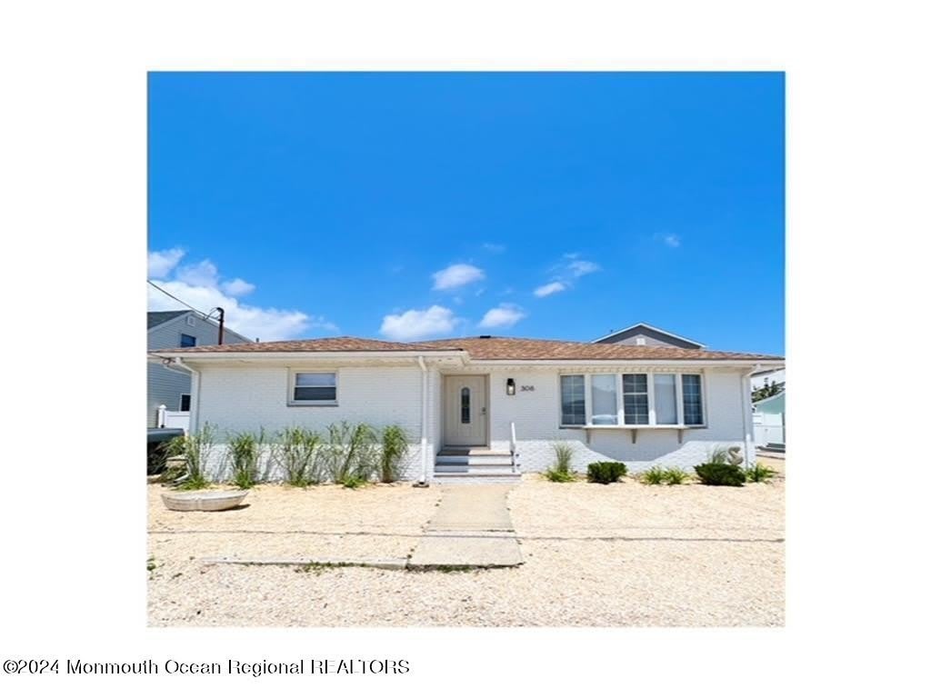 308 Harding Avenue – photo 3