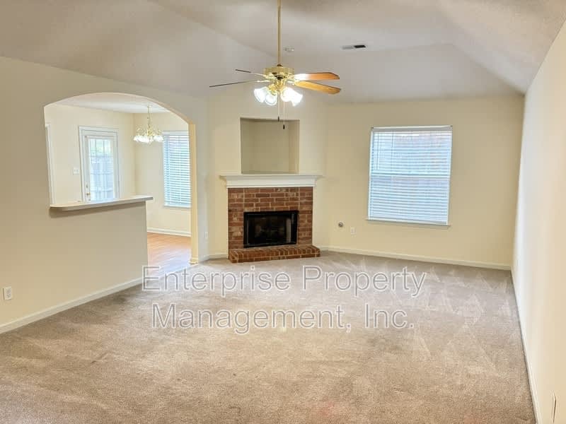 10127 Cross Valley Drive – photo 3