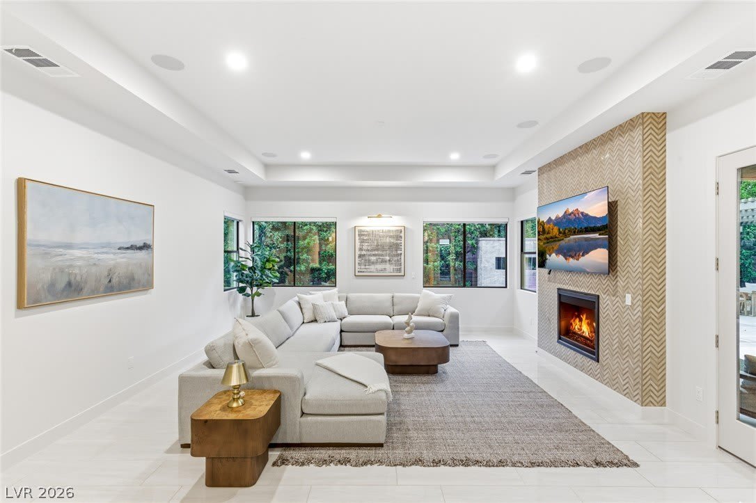 75 Pristine Glen Street – photo 4