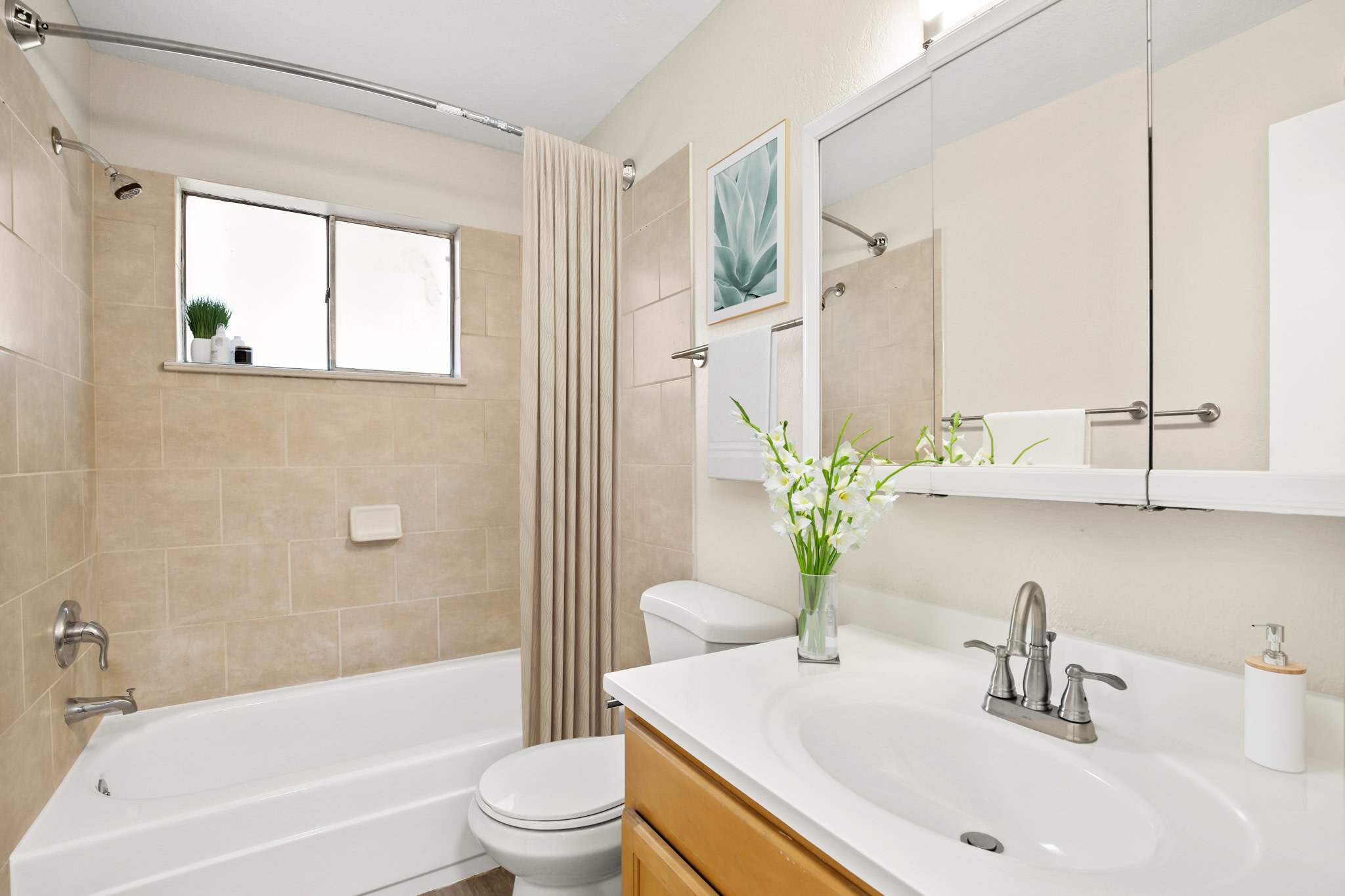 1635 Cook – photo 5