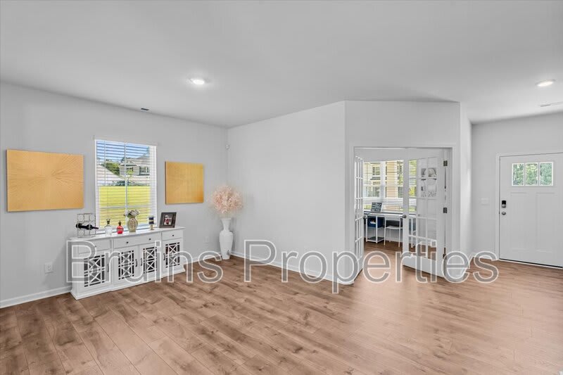 349 Willowbrooke Way – photo 2