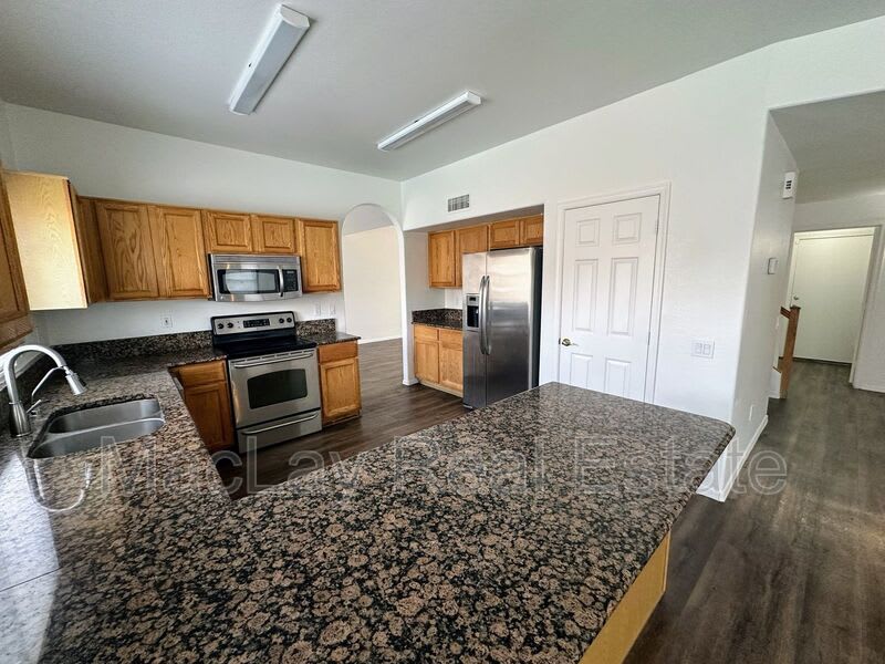 1392 W. Morelos St. – photo 5