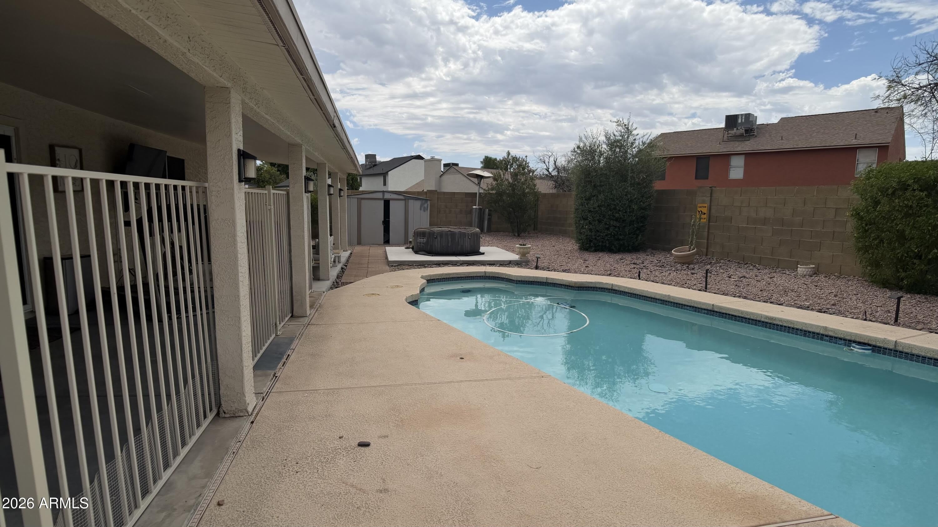 15201 N 61ST Avenue – photo 4