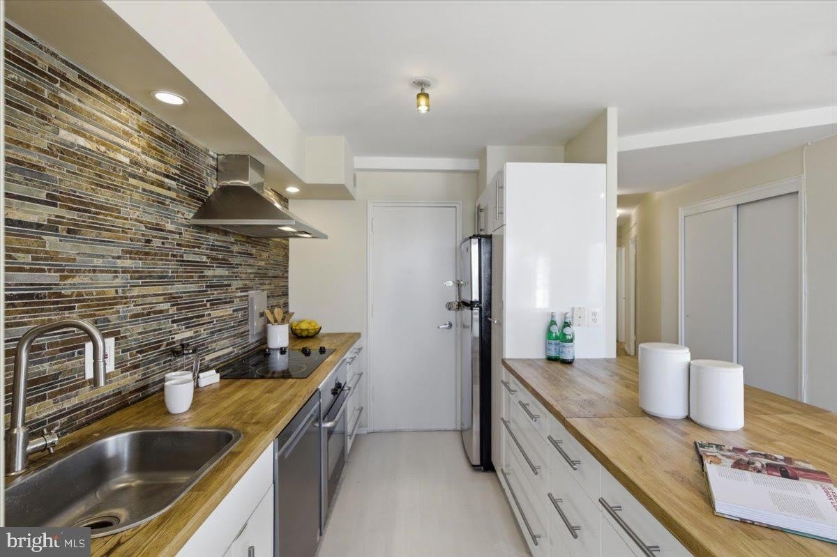 4740 Connecticut Avenue Nw – photo 3