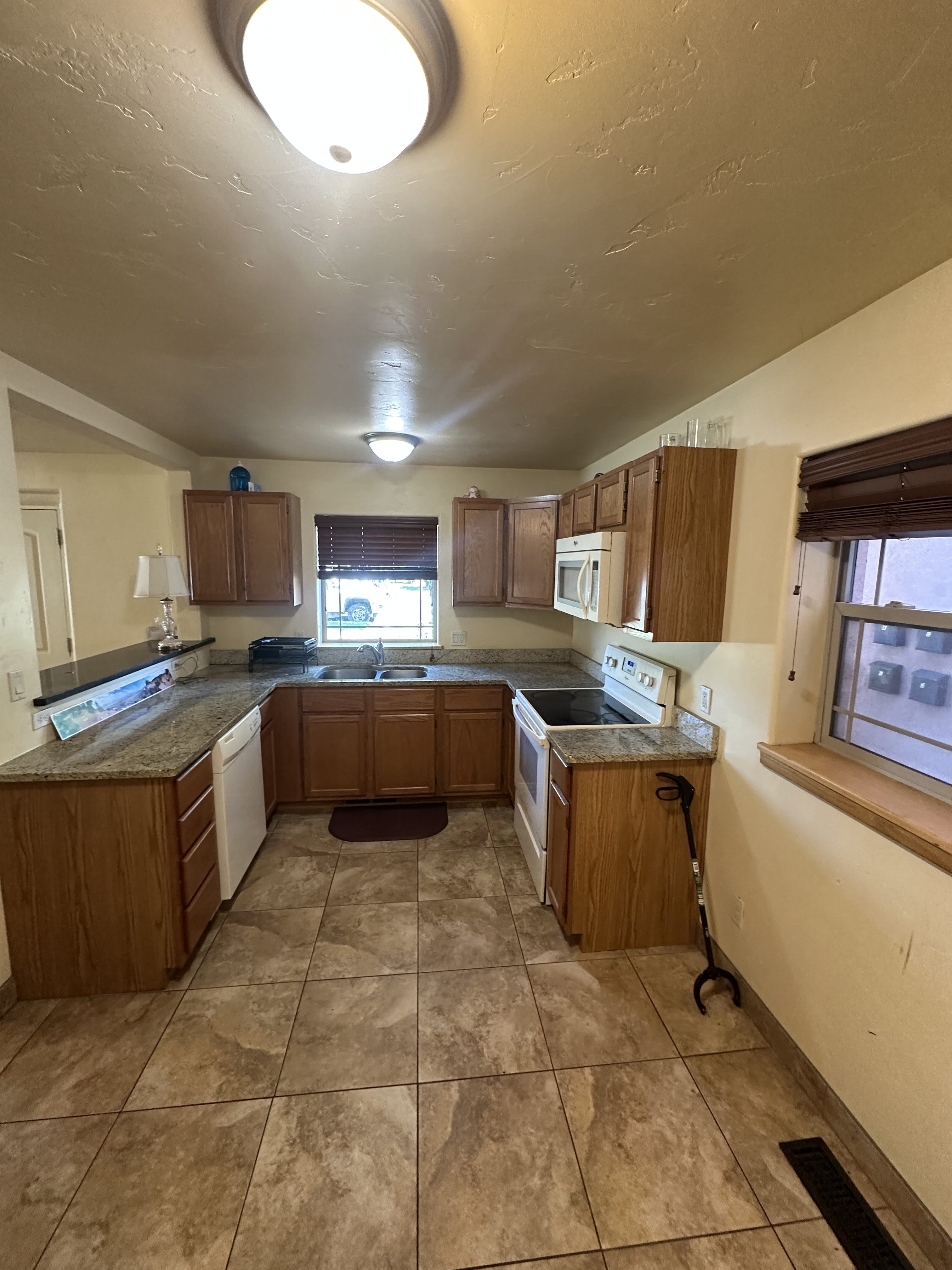 1109 Belford Avenue – photo 5