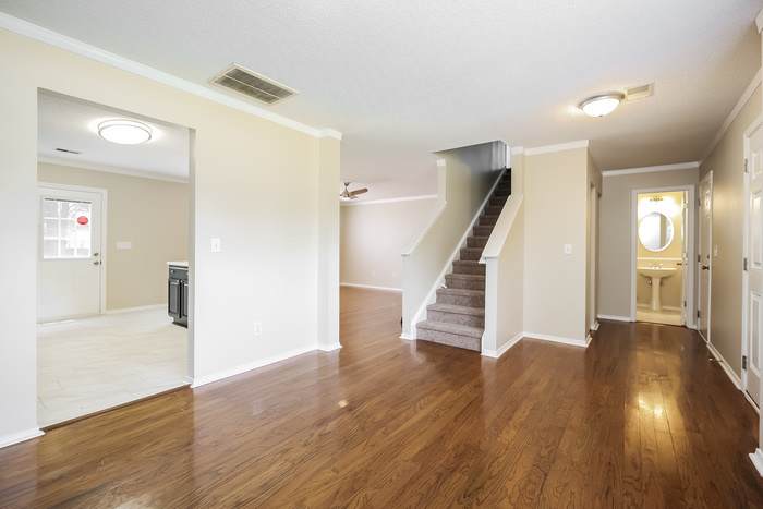 121 Hatters Court – photo 4