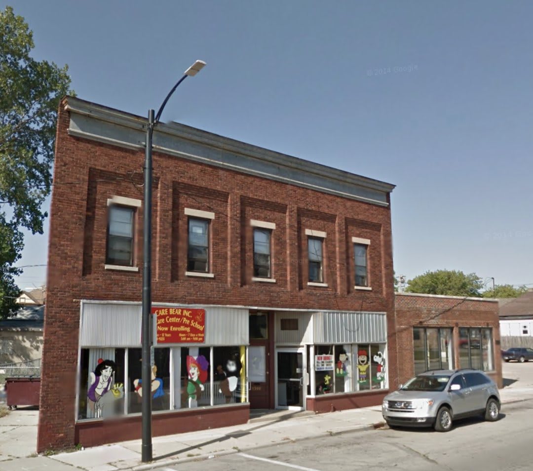 1300 Douglas Avenue – photo 1