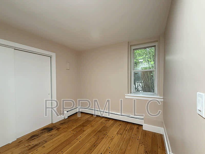 41 Tyson Place – photo 5