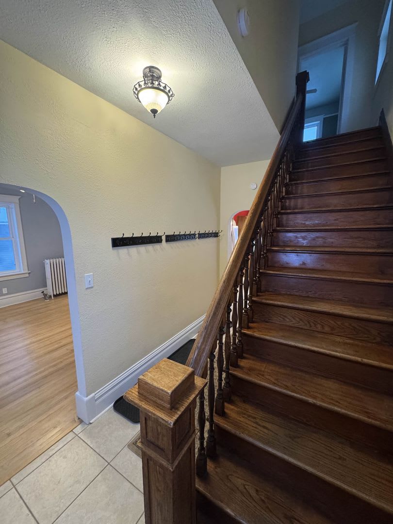 3 Bedroom Freshly Renovated Family Home in Houghton – photo 2