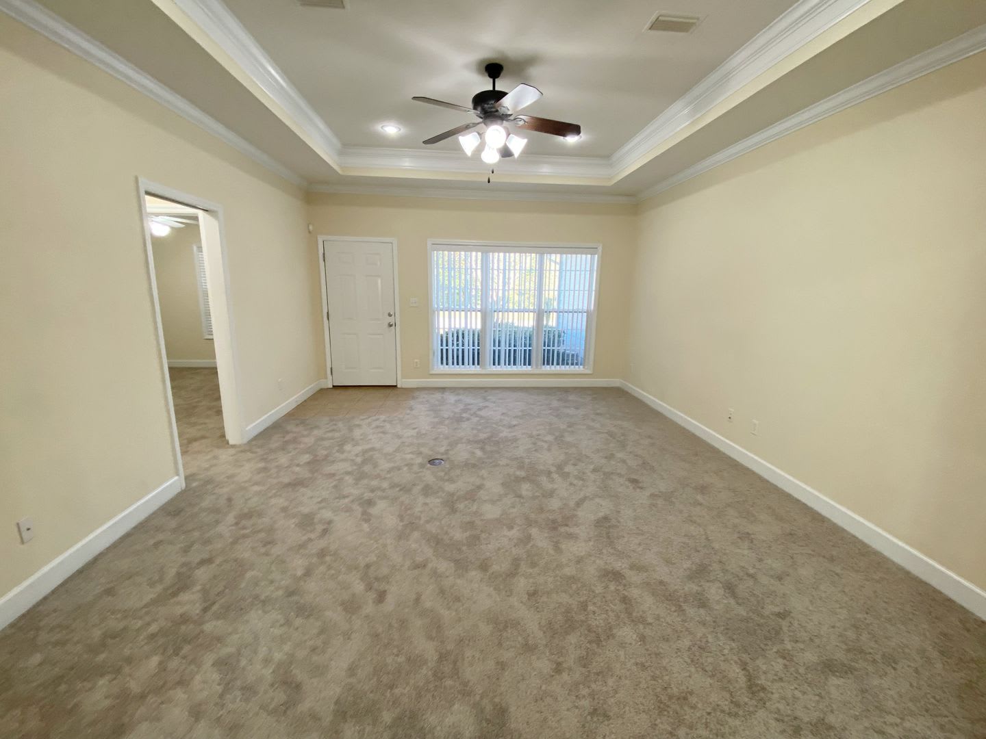 Modern 3BR/2.5BA Gem with 2-Car Garage and Pet-Friendly Yard in Valdosta! – photo 2