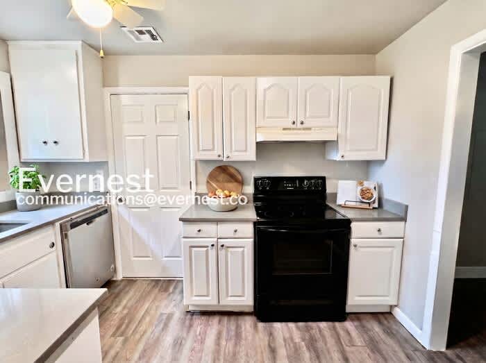802 North Birch Street – photo 5