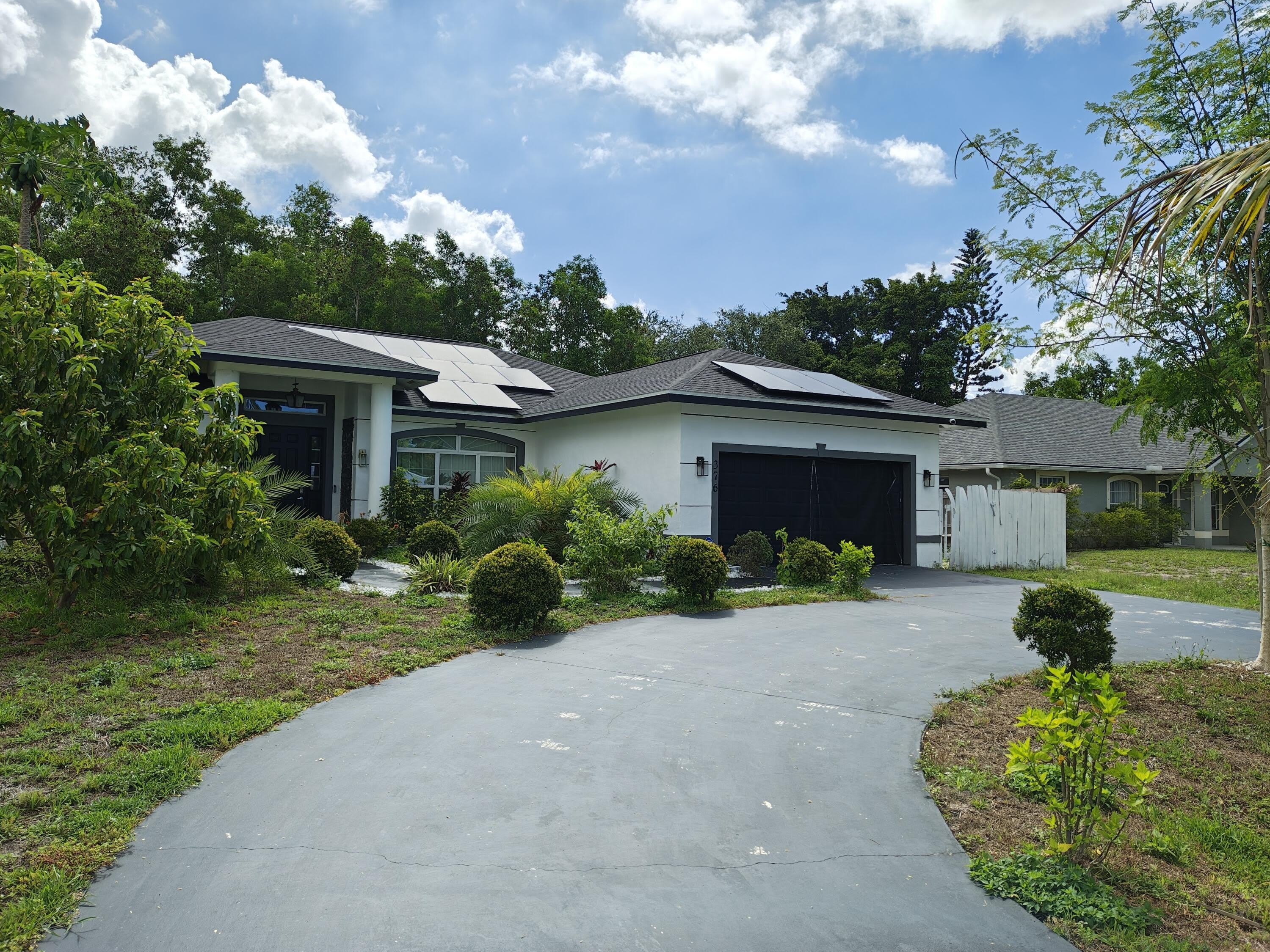376 SW Tulip Boulevard – photo 2