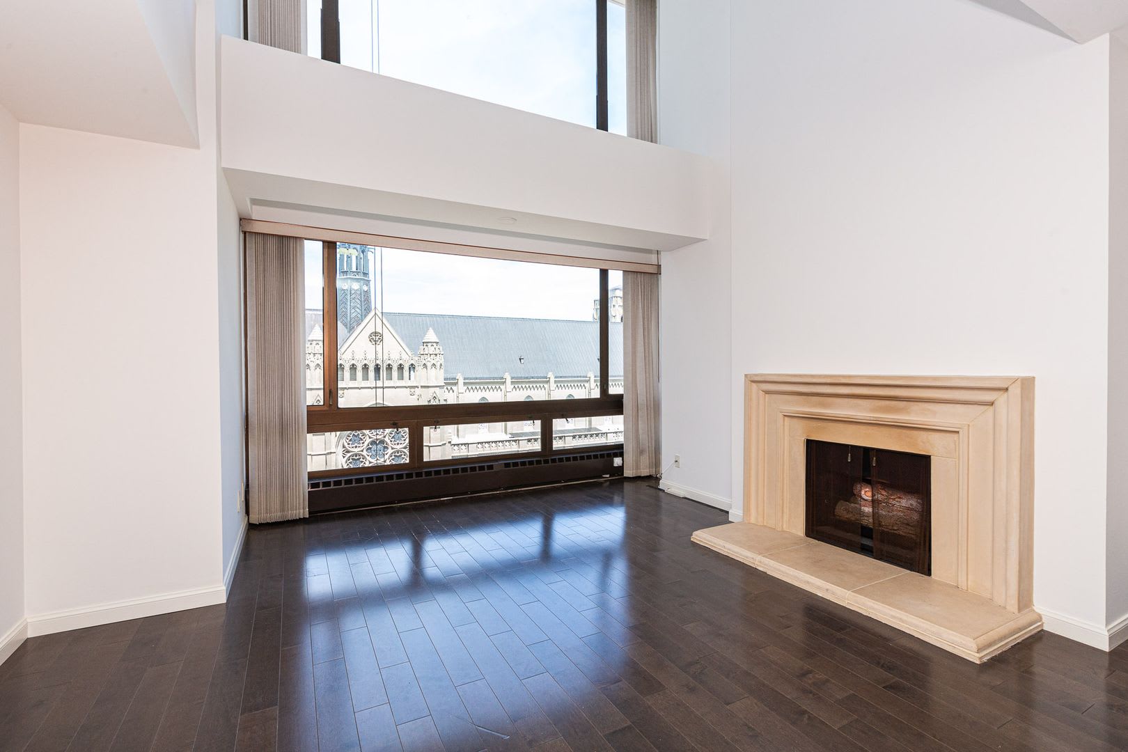 Iconic Gramercy Towers 2 Story 2Br 2 5Ba 1 745Sqft Views Pool Fitness Pet Parking Laundry Progressive – photo 5