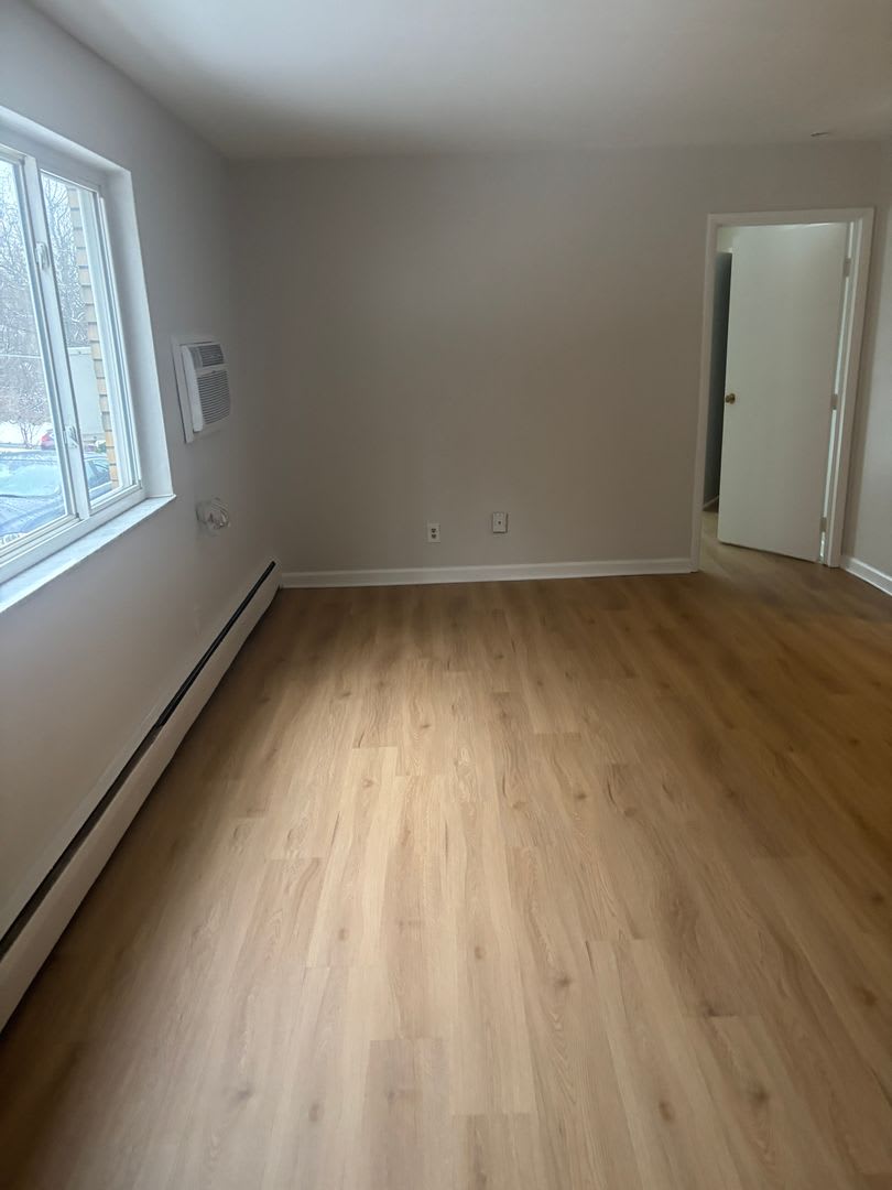 508 Clinton Springs – photo 2