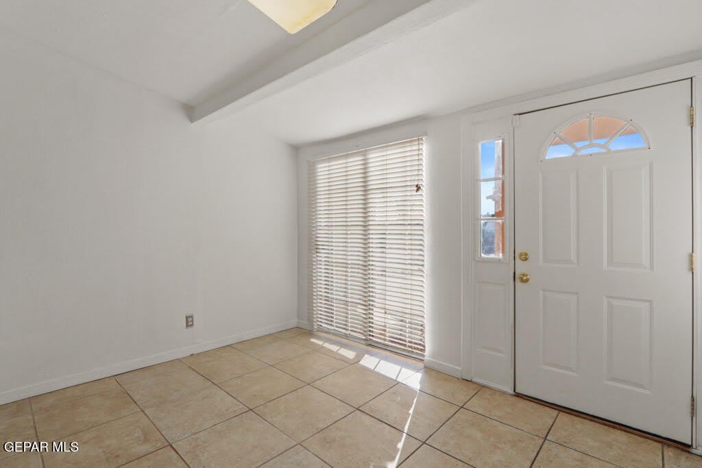 3410 N Stanton Street – photo 3