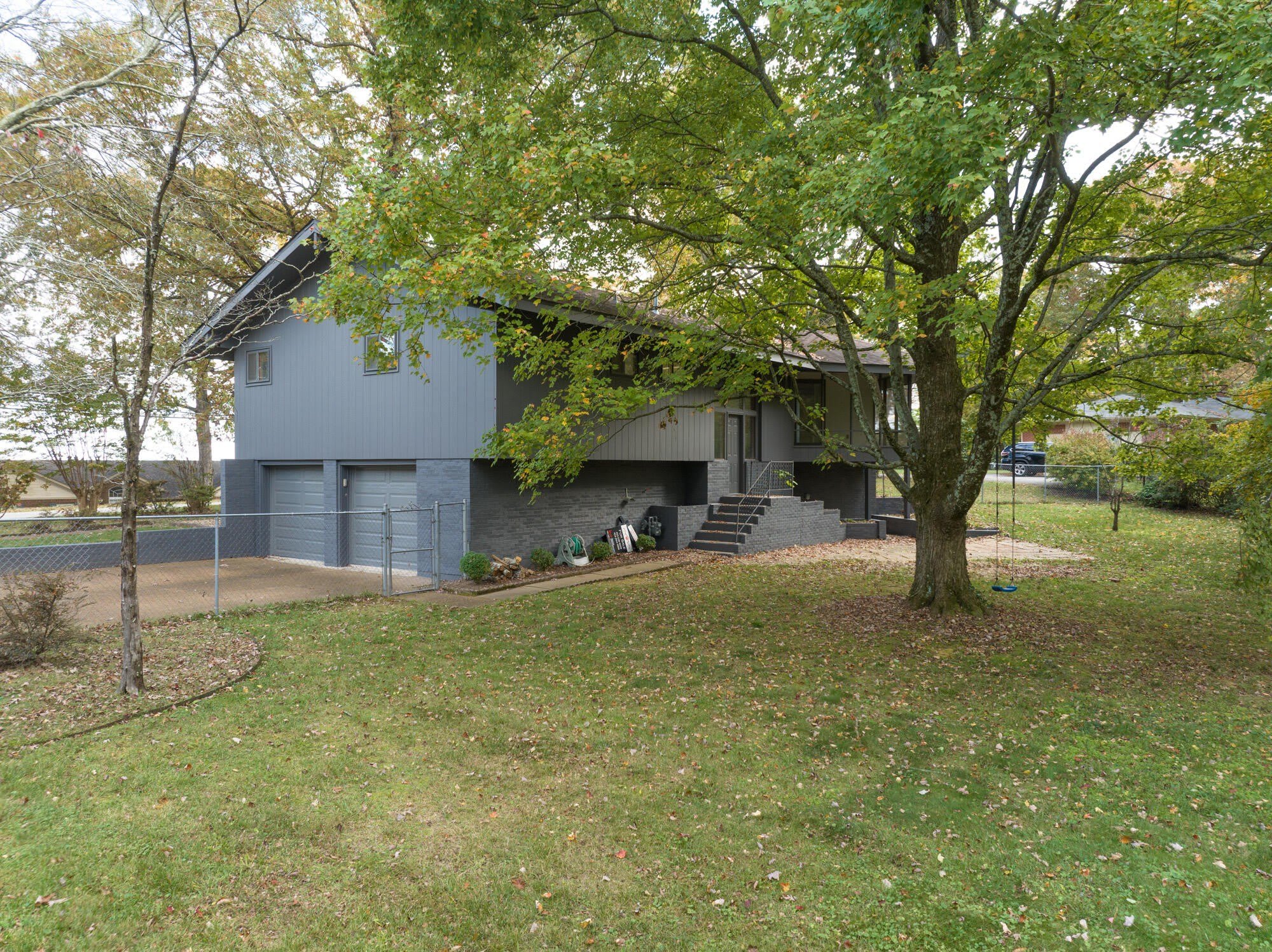201 S Palisades Drive – photo 3