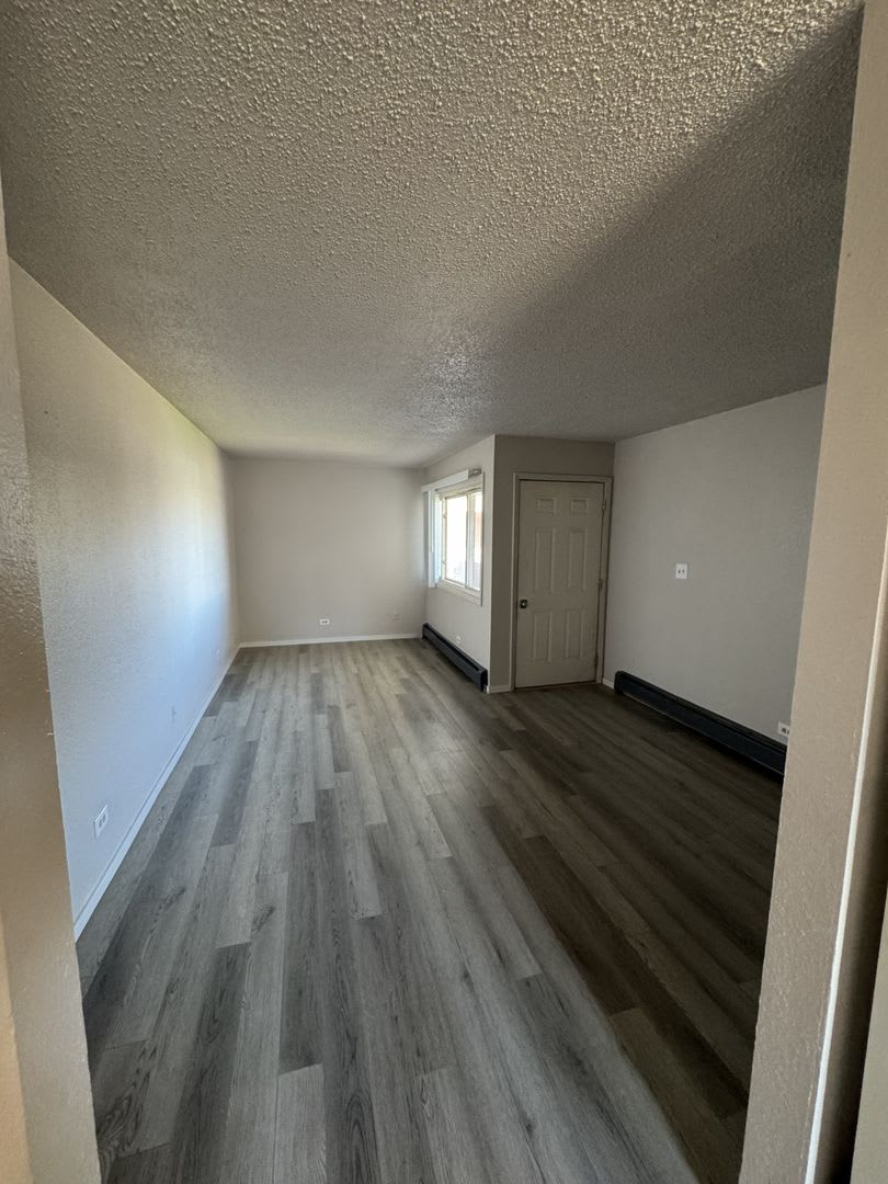 502 Reynolds – photo 3