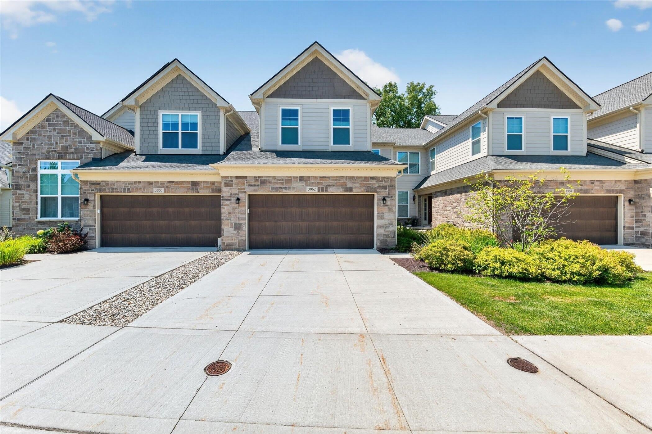 3062 N Spurway Drive – photo 1