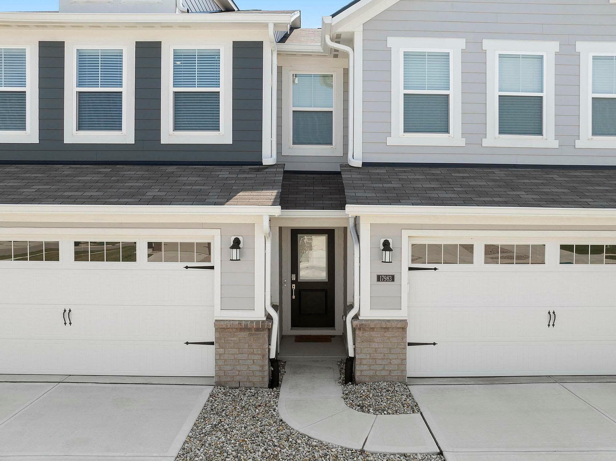 Casey Corner Townhomes for Rent – photo 5