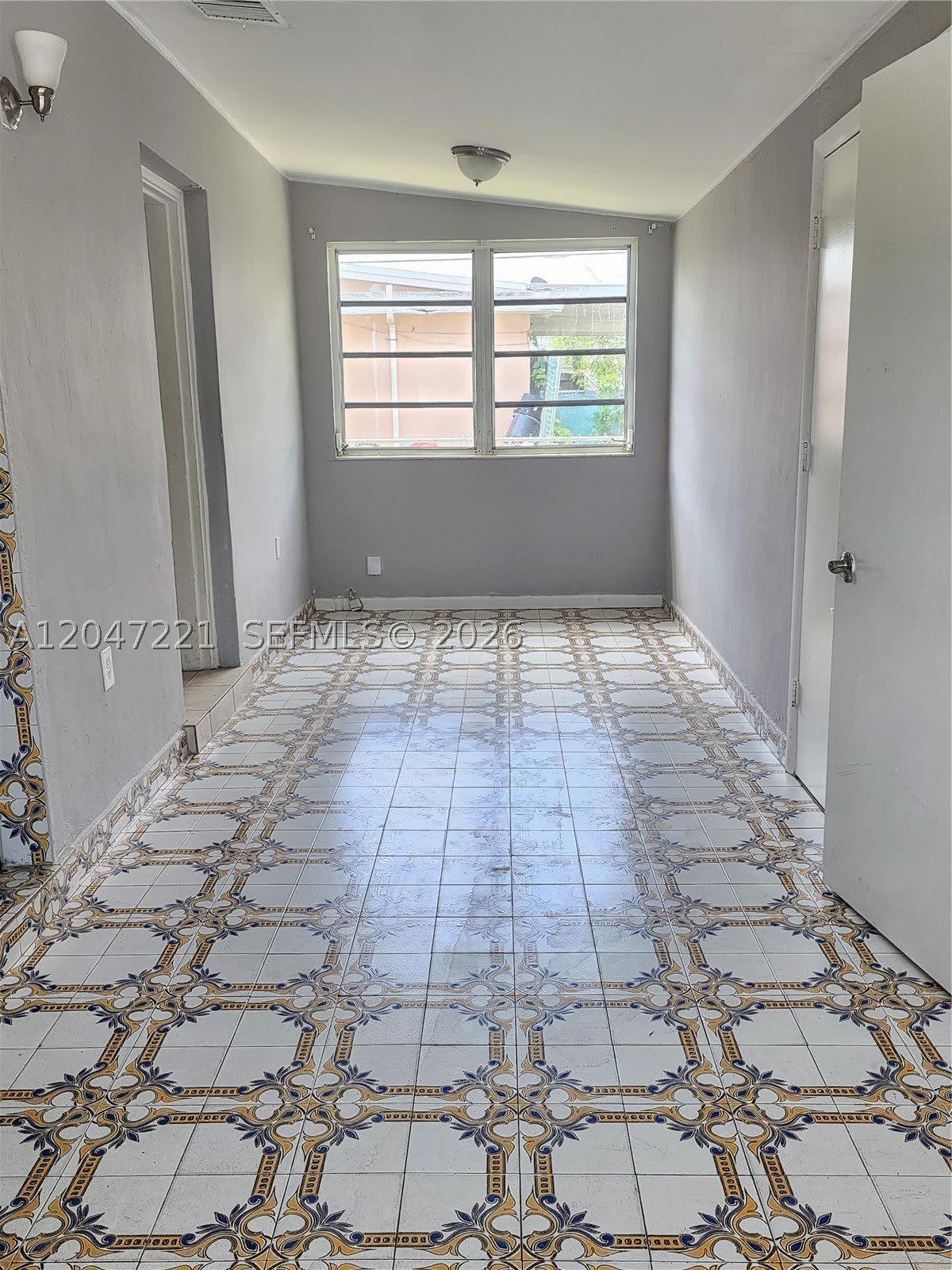 4100 SW 36th St – photo 2
