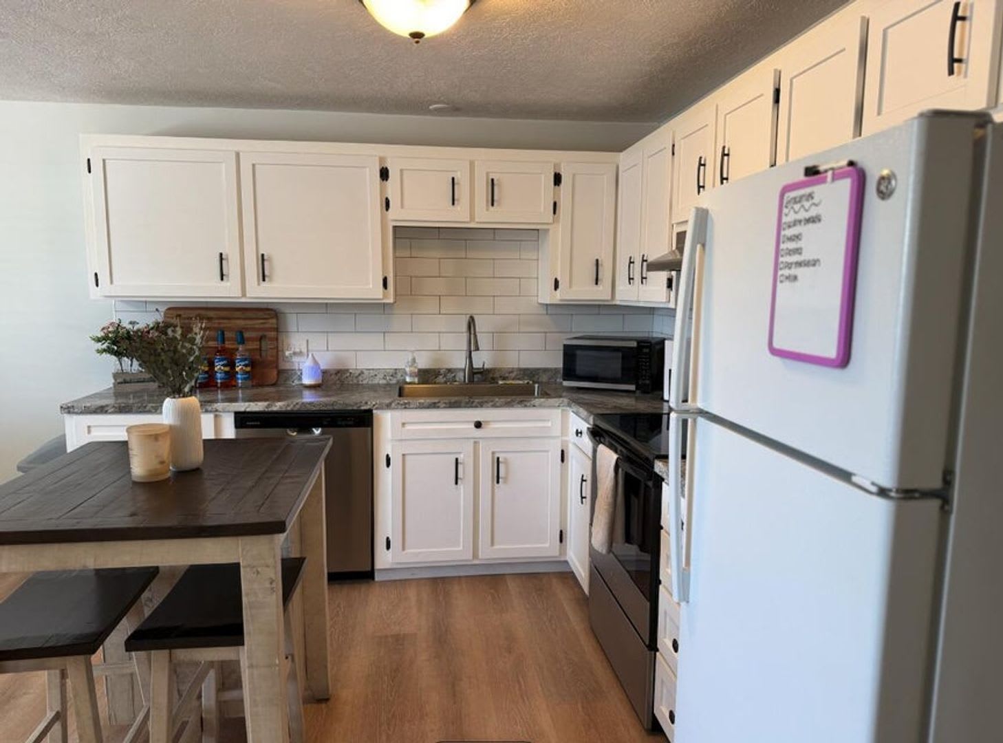 Cozy Convenient 2 Bedroom Home Single Level Living – photo 4