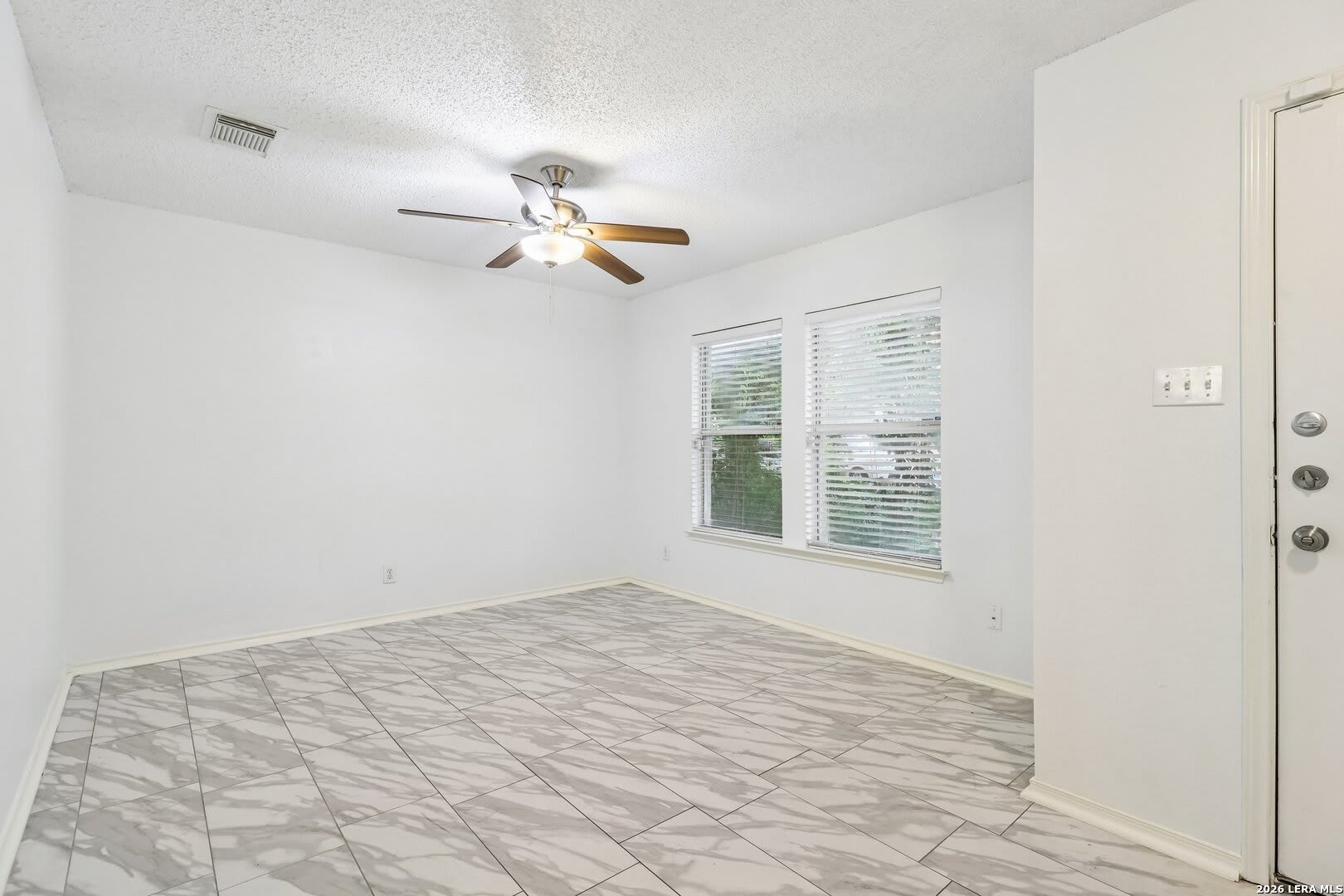 21927 Pelican Creek – photo 3