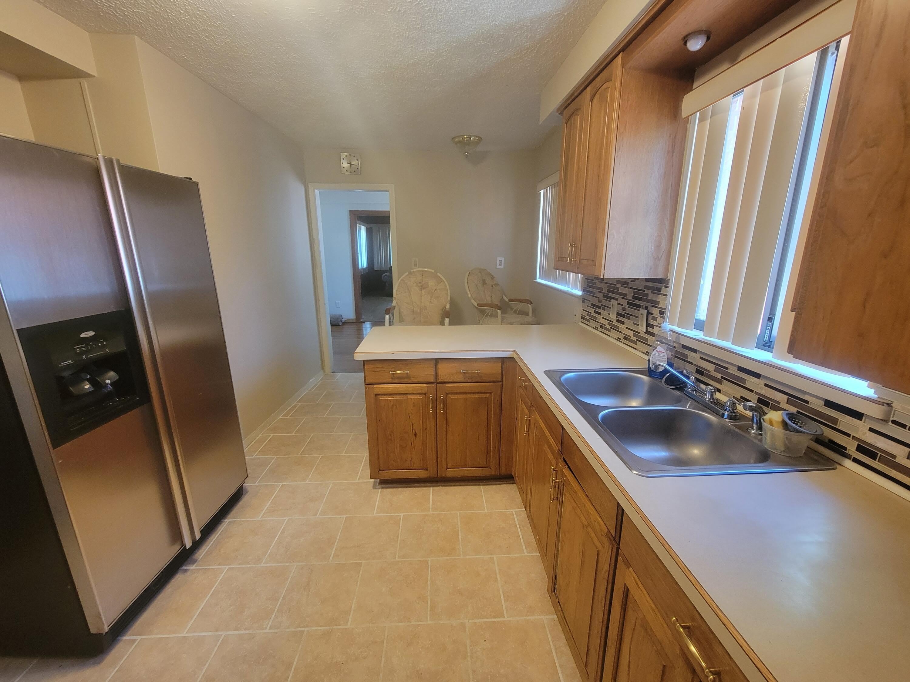 24011 Seneca Street – photo 5