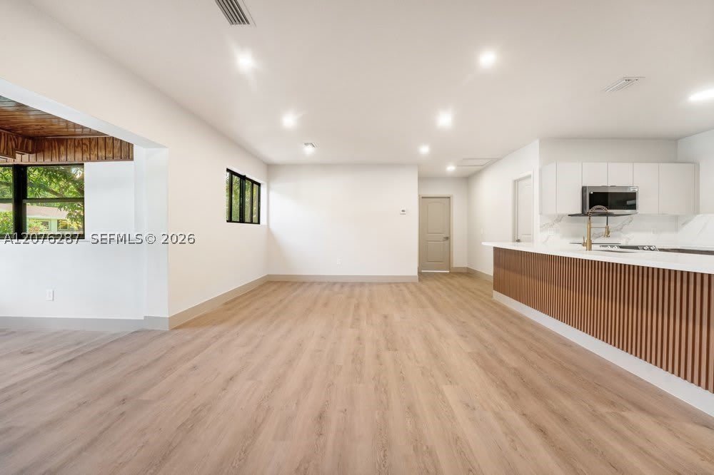 450 NW 140th St – photo 5