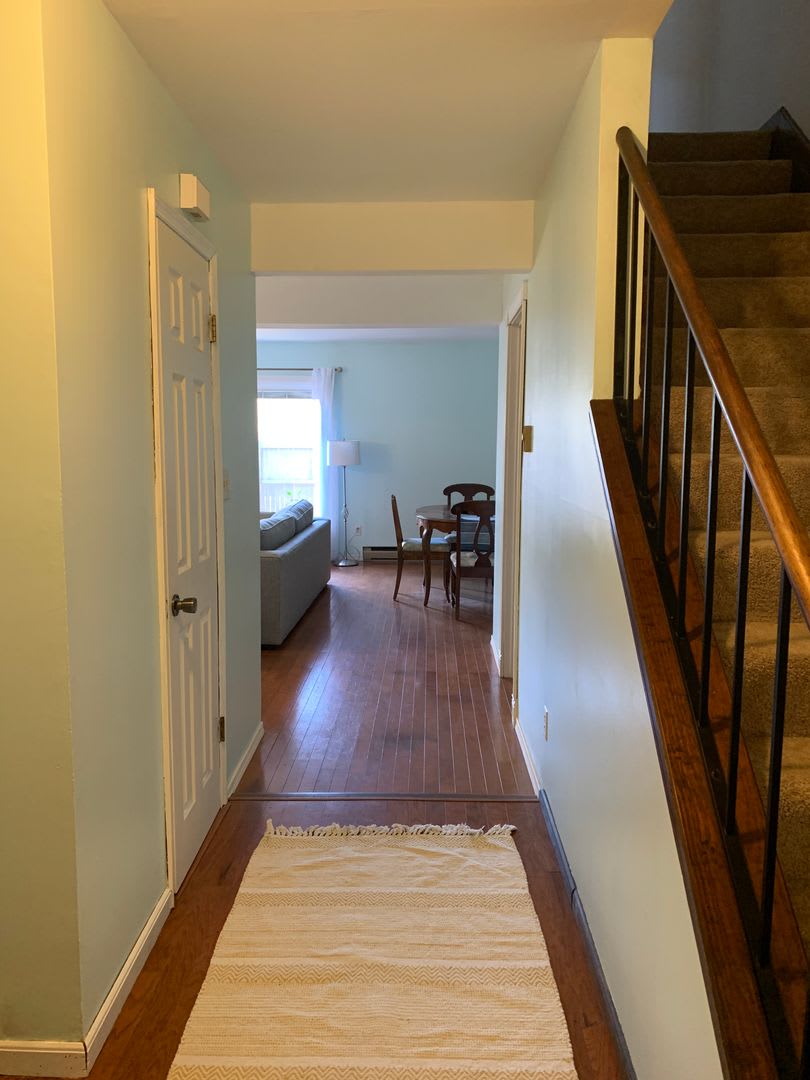 Haverford Circle renovated 3 Bedroom Townhome – photo 4