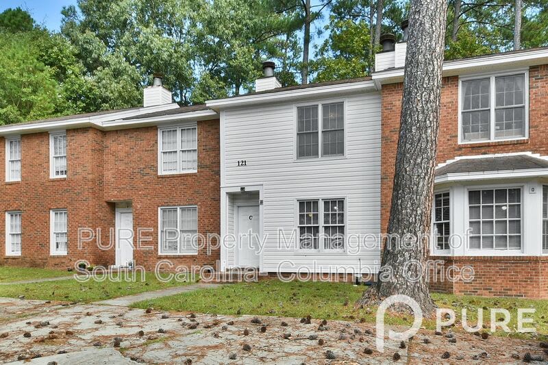 121 Manorwood Ct – photo 2