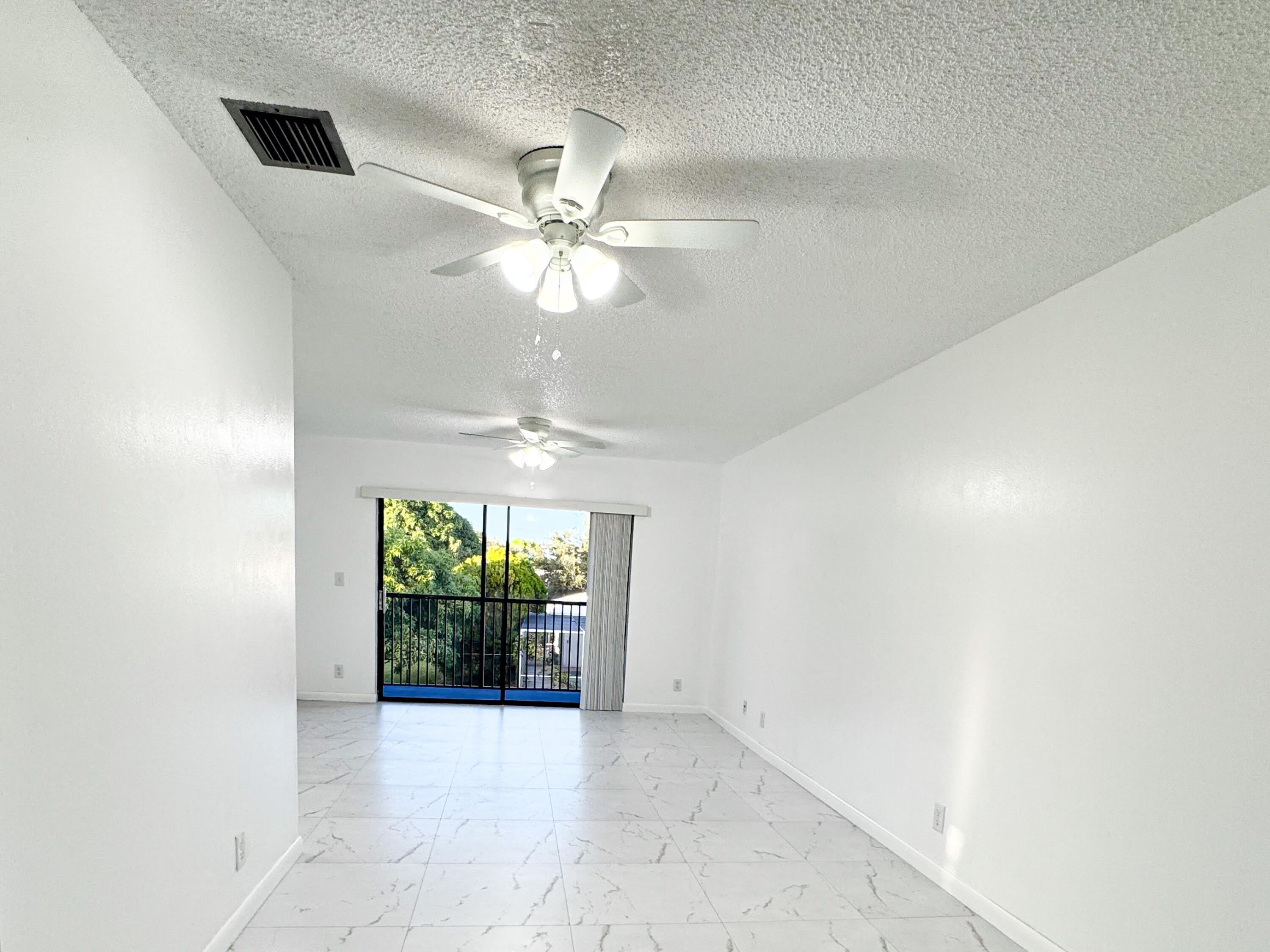 10687 Royal Palm Boulevard – photo 5