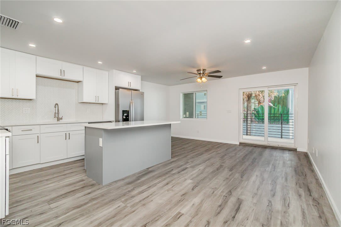 1300 Estero Boulevard – photo 5
