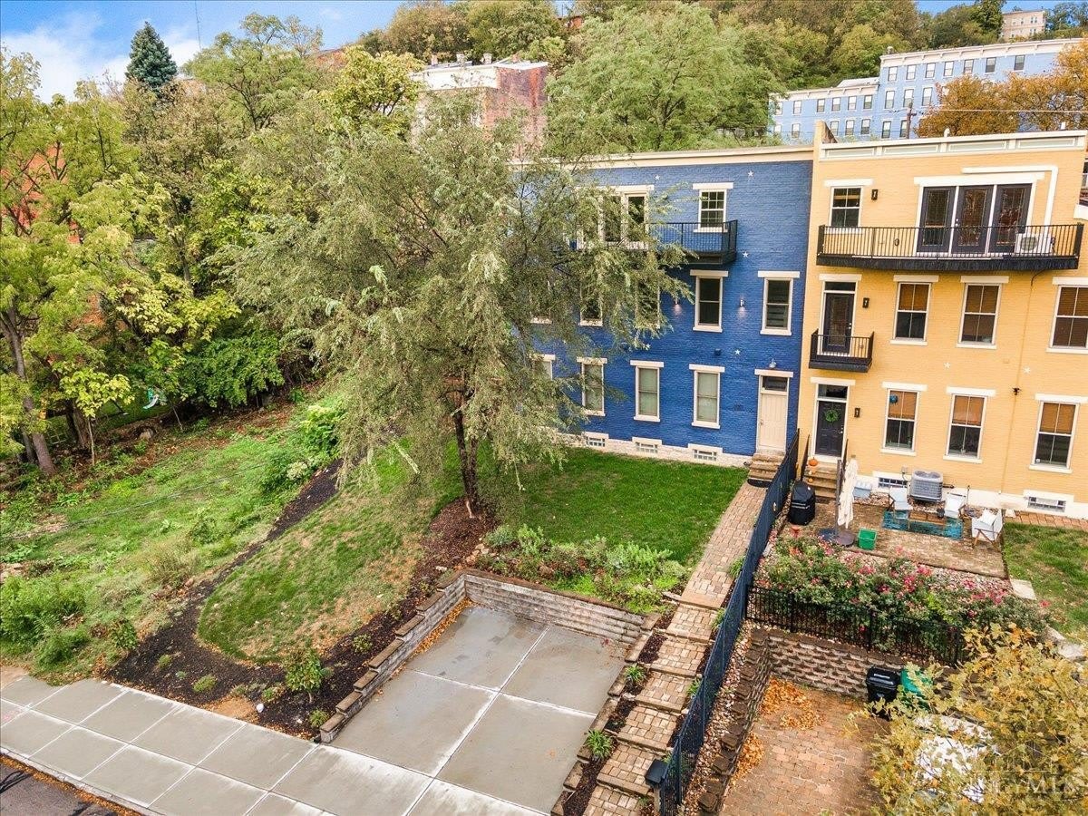 320 Seitz Street – photo 4